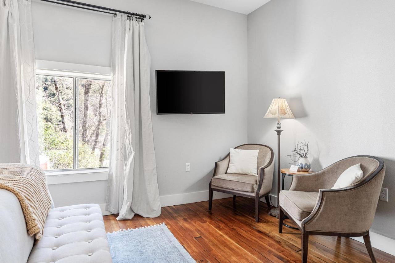 Hotel Mossbrae 3*